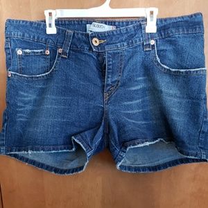 Levi's slouch  shorts